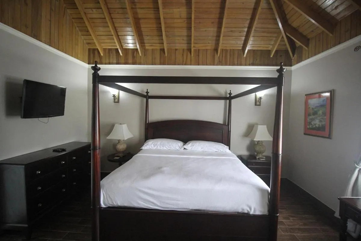 Summer Breeze Vacation Home Montego Bay Ferienhaus