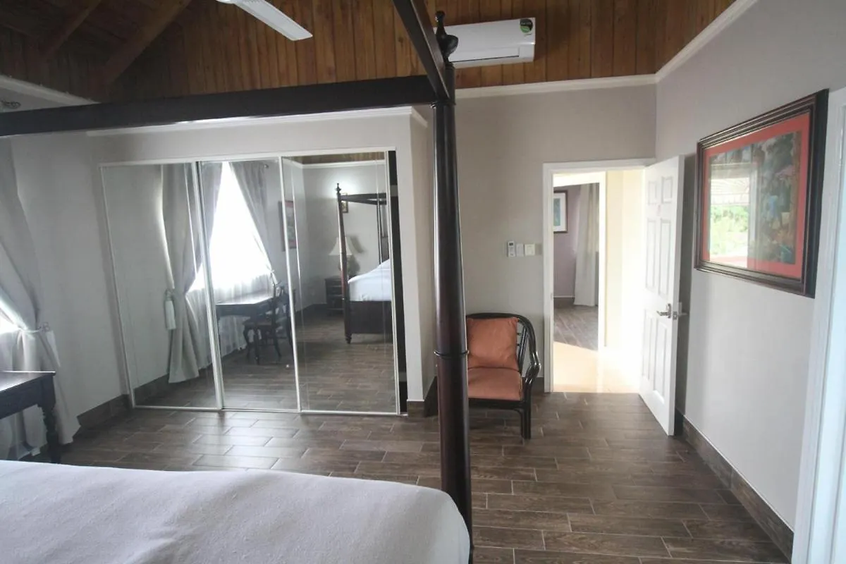 Summer Breeze Vacation Home Montego Bay Ferienhaus